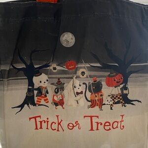 🌼 NWT Johanna Parker Style Halloween Trick or Treat Tote Bag